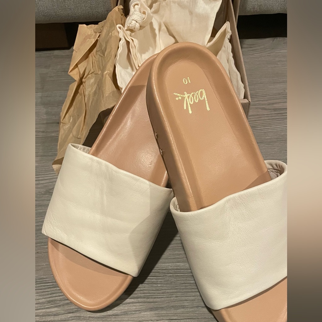 Women’s Beek Pelican Sandals